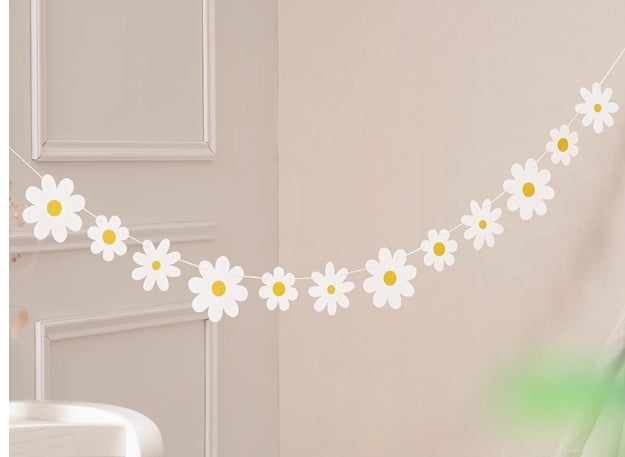 Daisy Banner | White