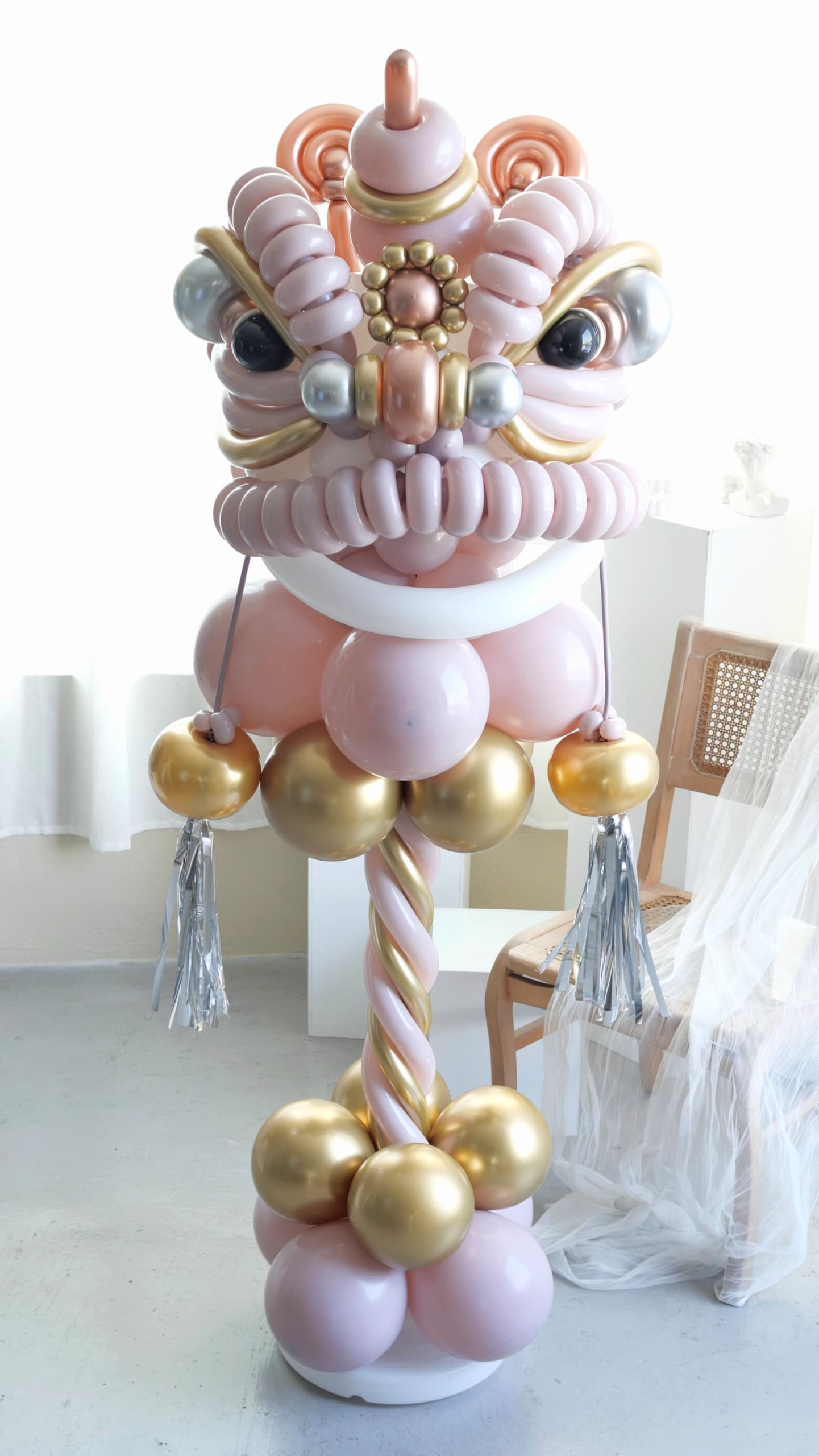 Lion Dance M